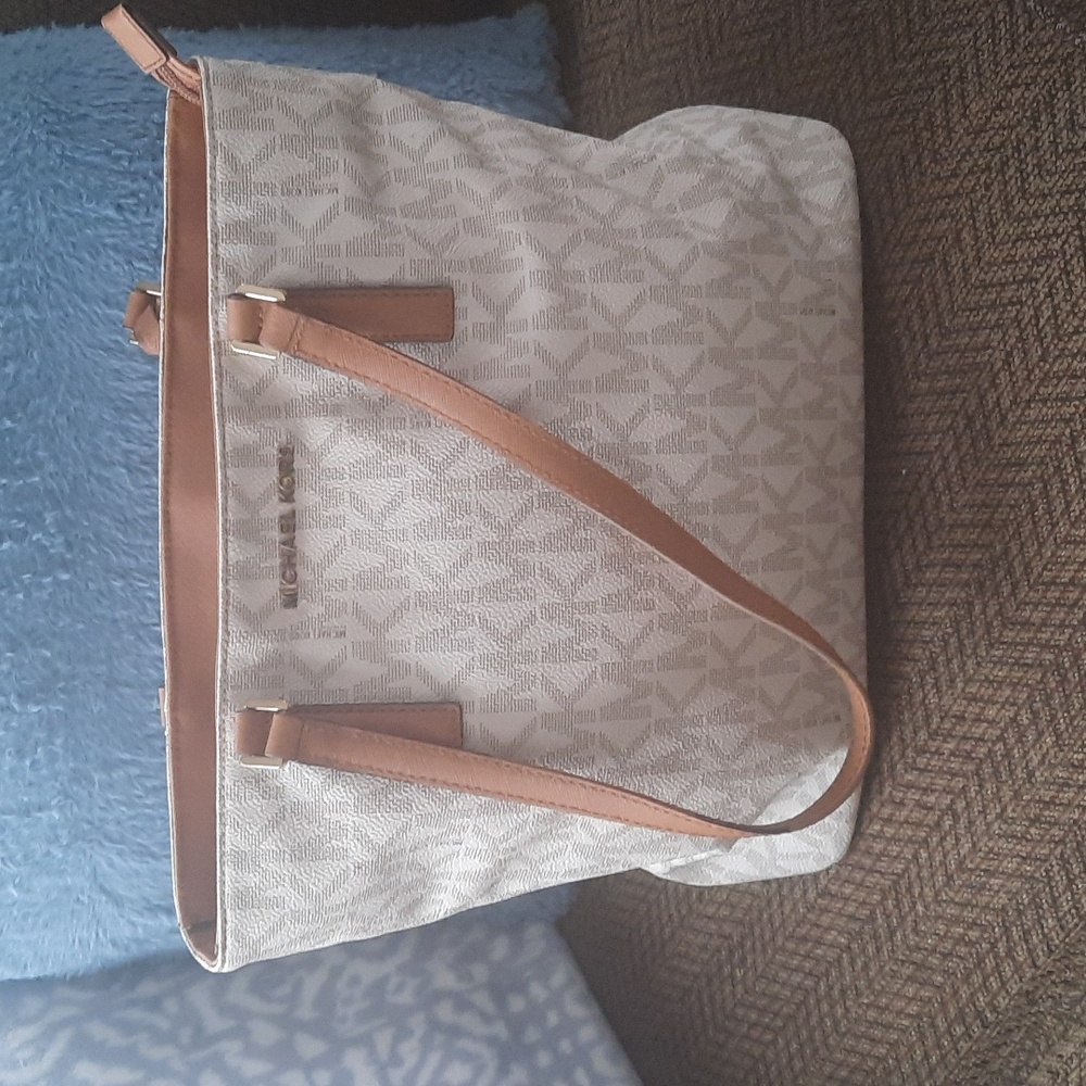 Michael Kors Medium/Large Tote